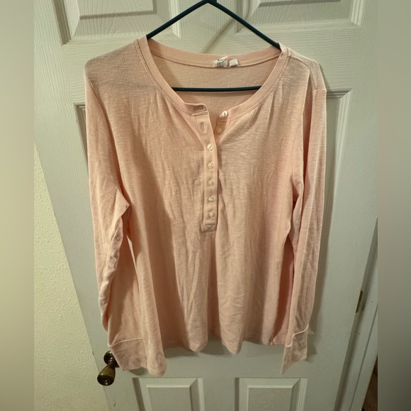 GAP Henley - Picture 1 of 3